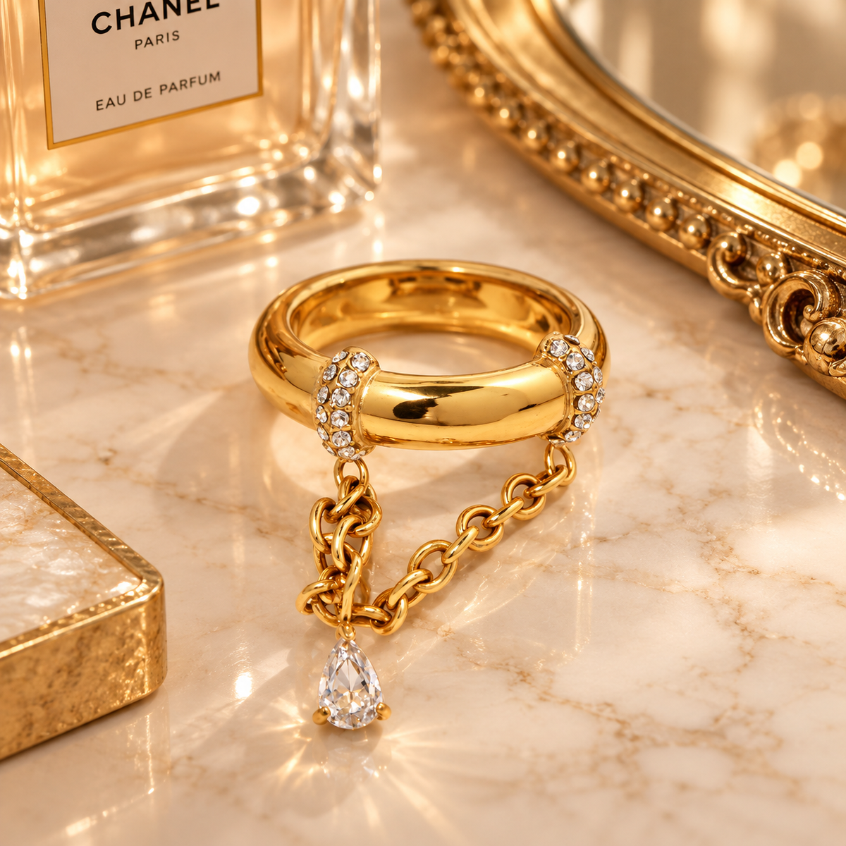 Luxe Teardrop Chain Ring